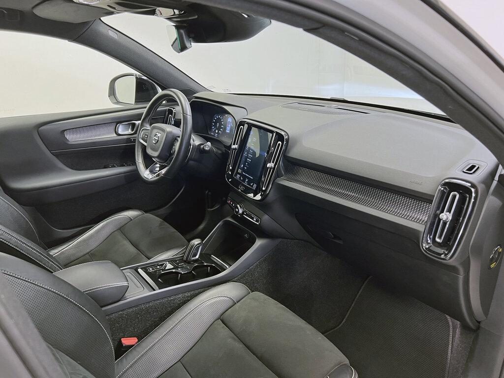 VOLVO XC40 D4 R-design AWD - 11