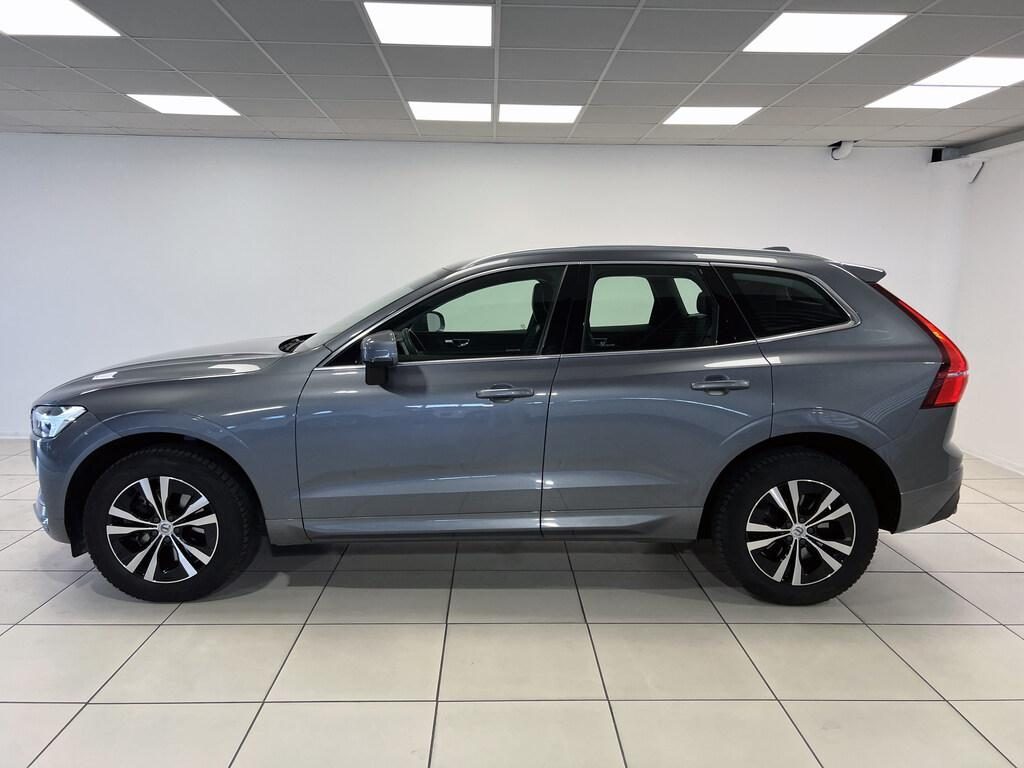 VOLVO XC60 B4 (d) Geartronic Momentum Pro - 3