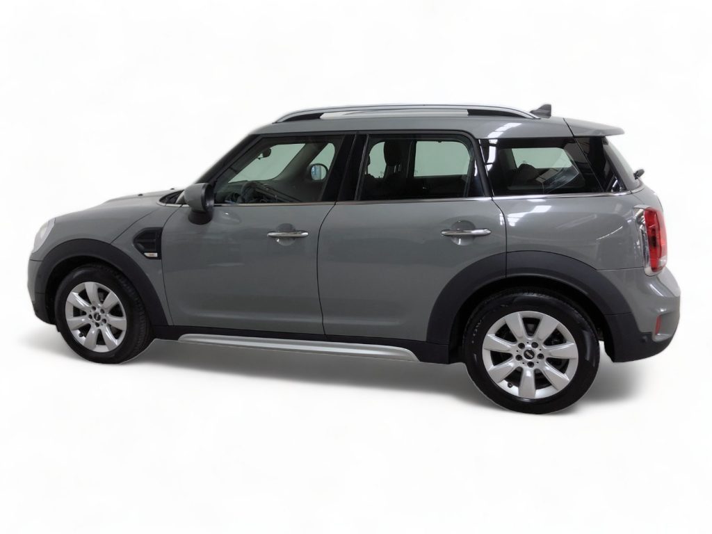 MINI Countryman One D Business - 16