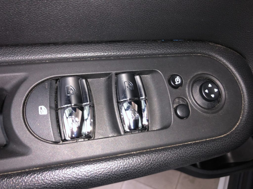 MINI Countryman One D Business - 21