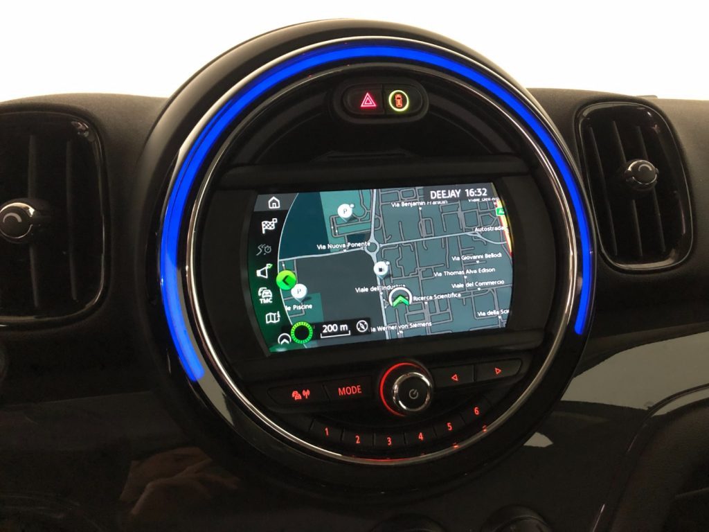 MINI Countryman One D Business - 26