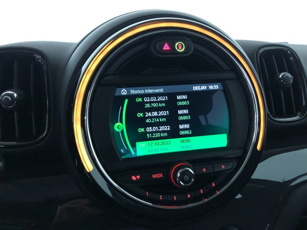 MINI Countryman One D Business - 29