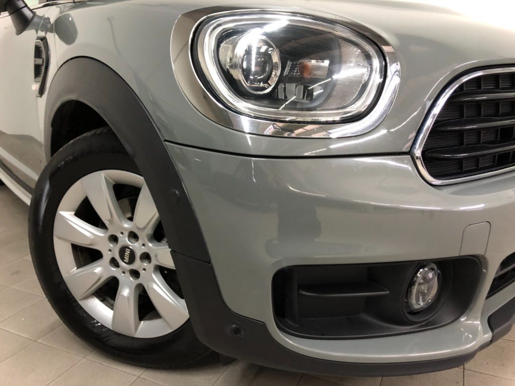 MINI Countryman One D Business - 32