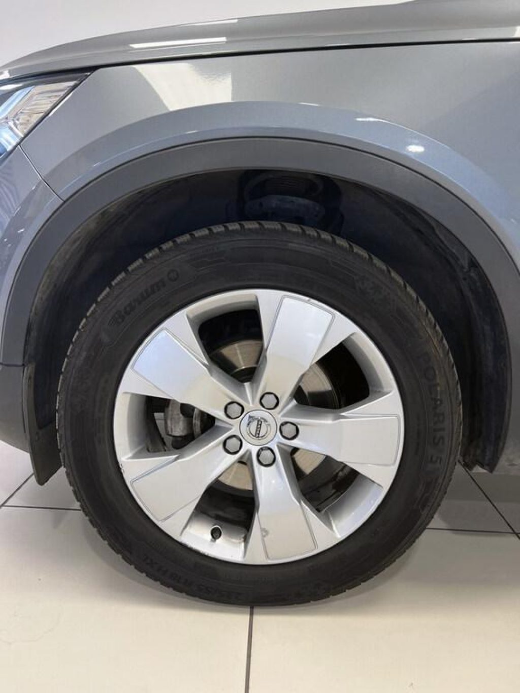 VOLVO XC40 D3 Momentum - 5