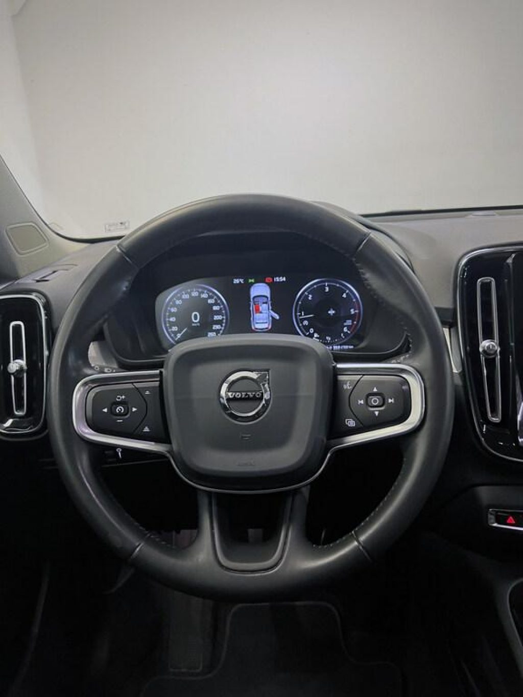 VOLVO XC40 D3 Momentum - 7