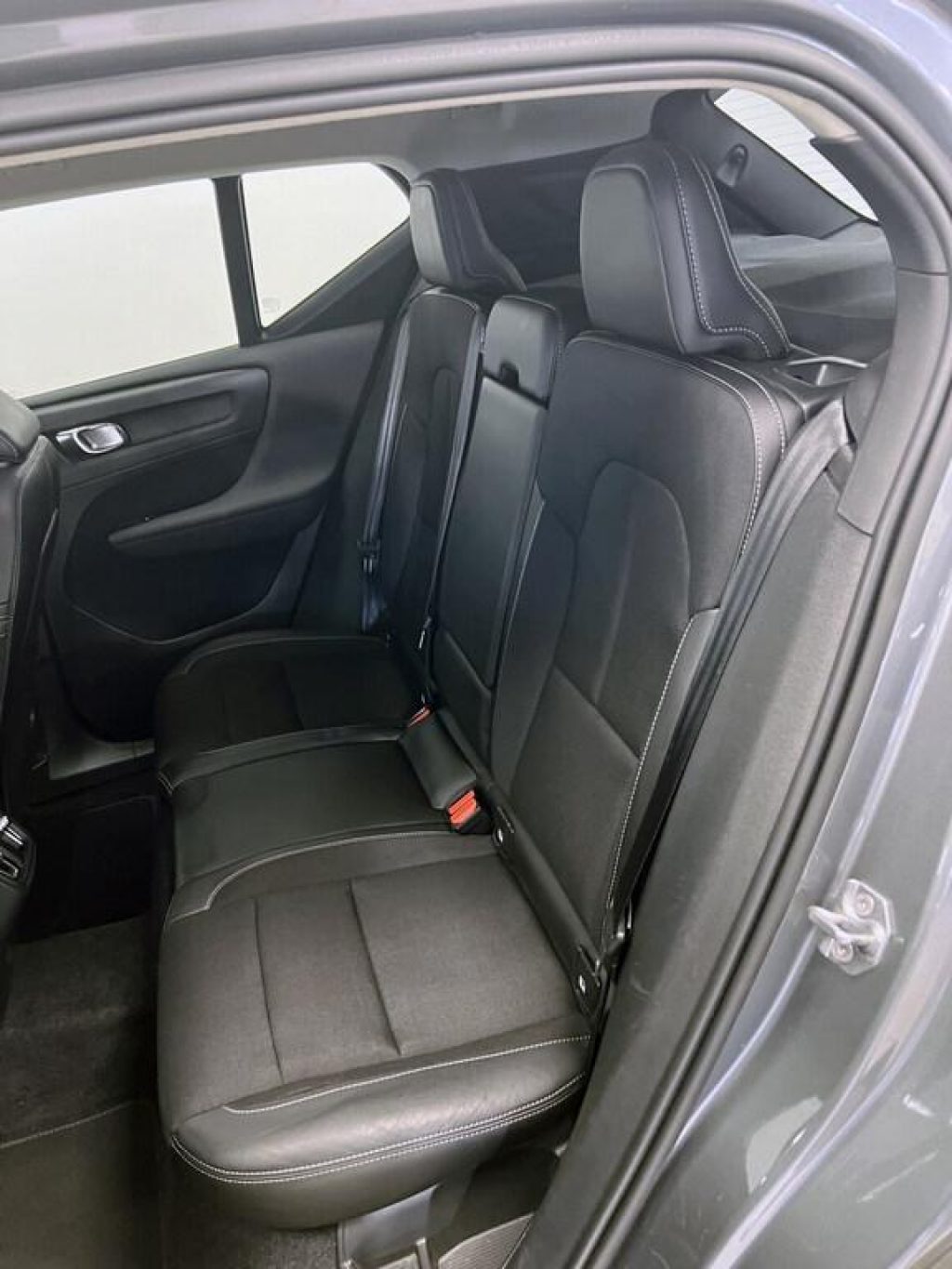 VOLVO XC40 D3 Momentum - 12