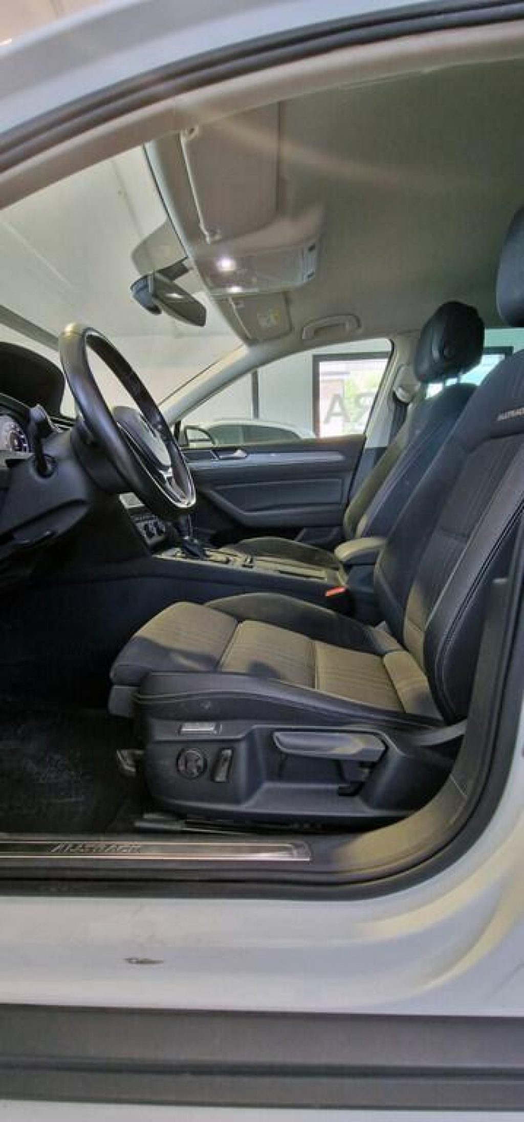 VOLKSWAGEN Passat Alltrack tdi 4motion 190cv - 11