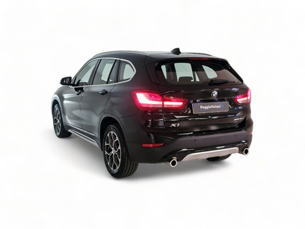BMW X1 sDrive18d xLine - 4
