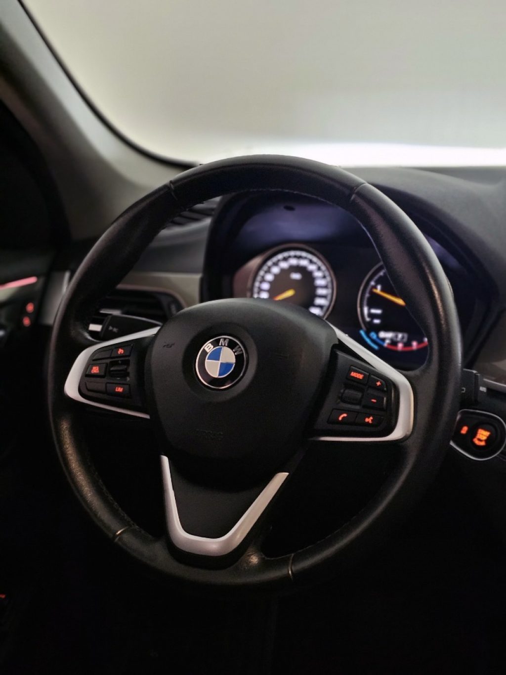 BMW X1 sDrive18d xLine - 9