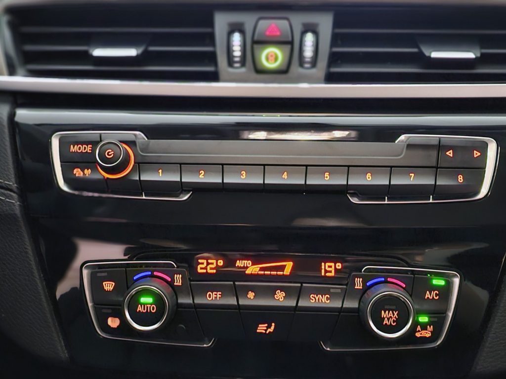 BMW X1 sDrive18d xLine - 10