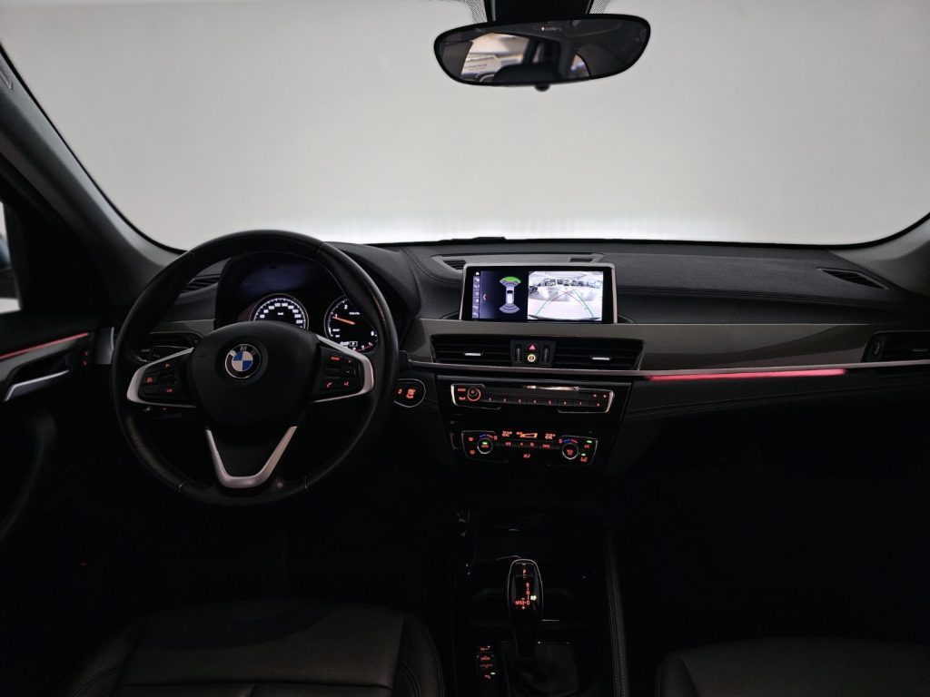 BMW X1 sDrive18d xLine - 20