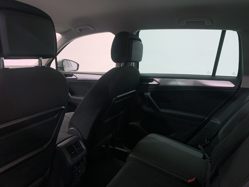 VOLKSWAGEN Tiguan TSI Business BlueMotion Technology - 17