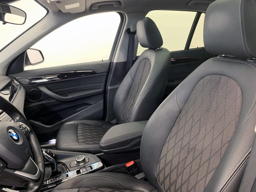 BMW X1 sDrive18d xLine - 11