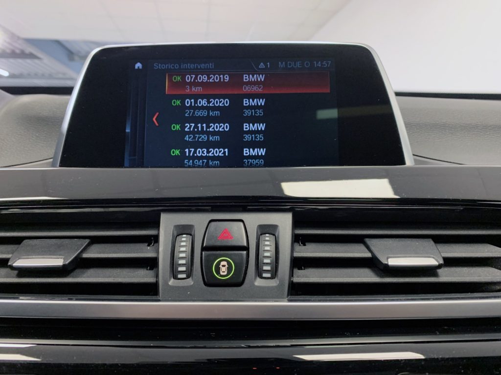 BMW X1 sDrive18d xLine - 21