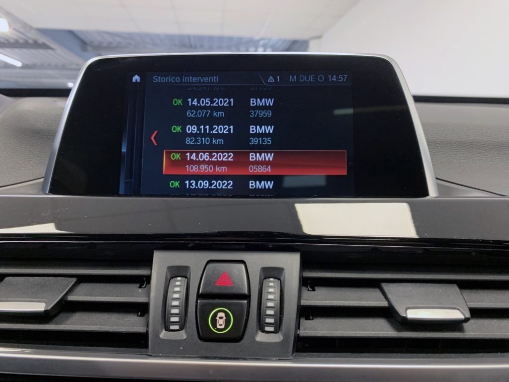 BMW X1 sDrive18d xLine - 22