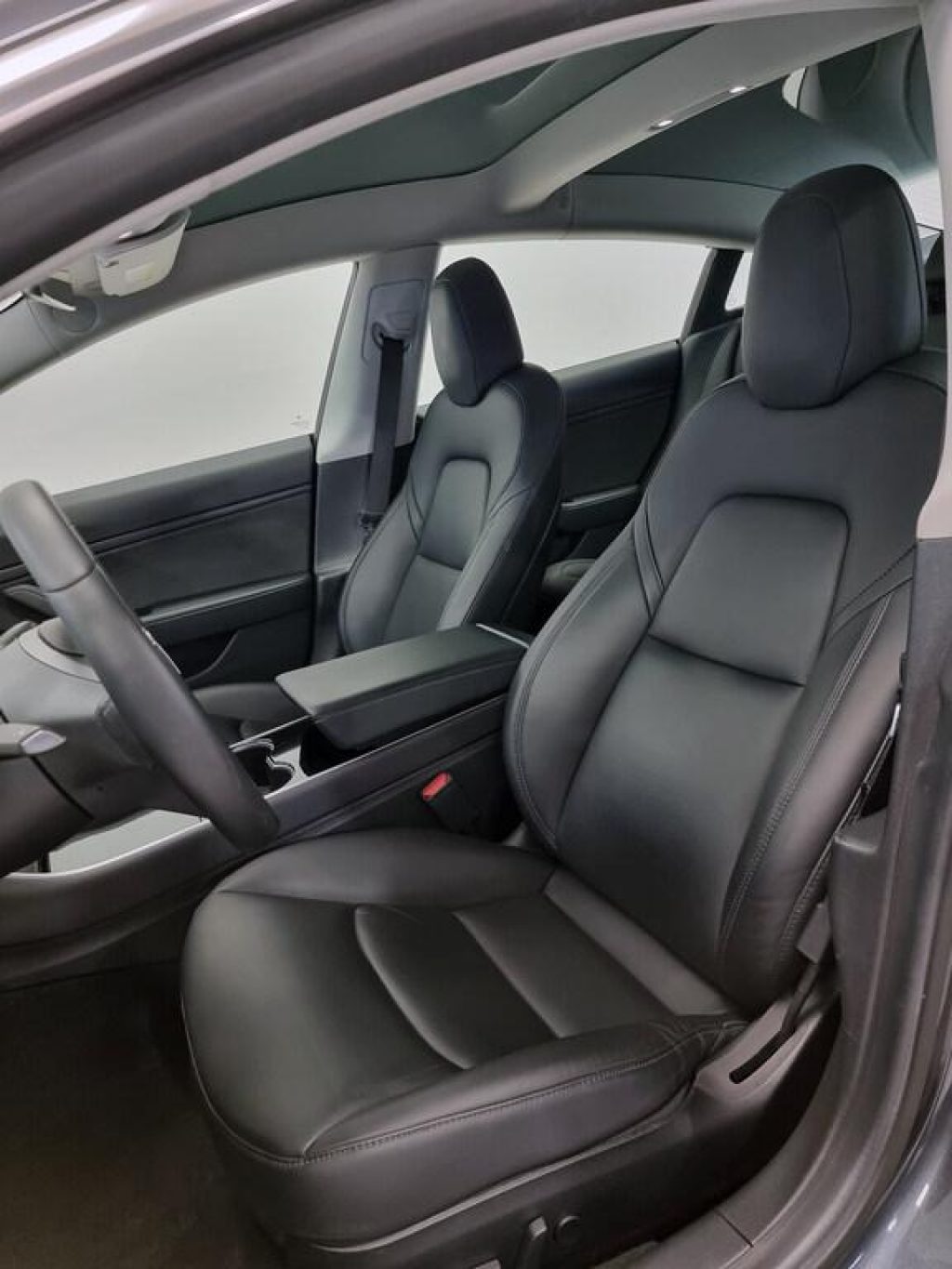 TESLA Model 3 Dual Motor Performance AWD - 11