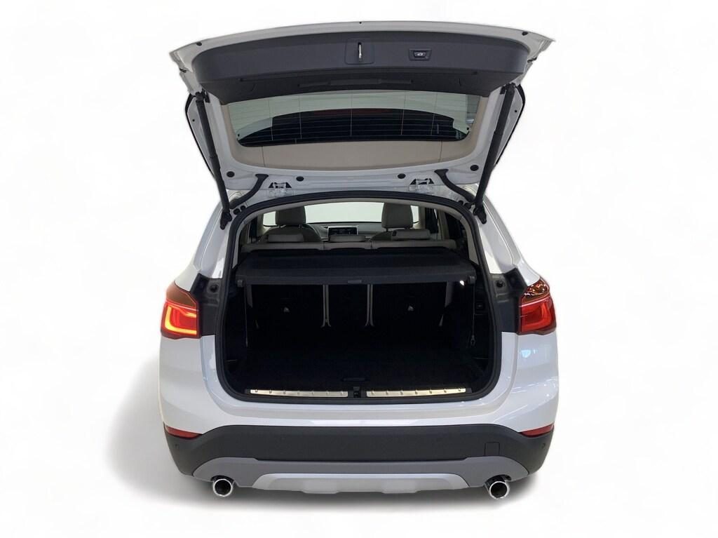 BMW X1 xDrive18d xLine - 13