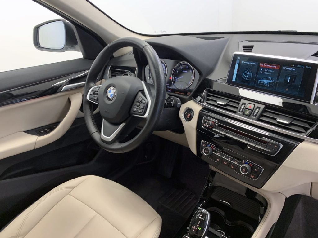 BMW X1 xDrive18d xLine - 22