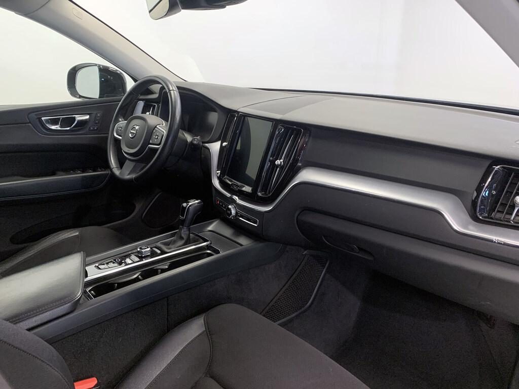 VOLVO XC60 D4 Momentum - 10