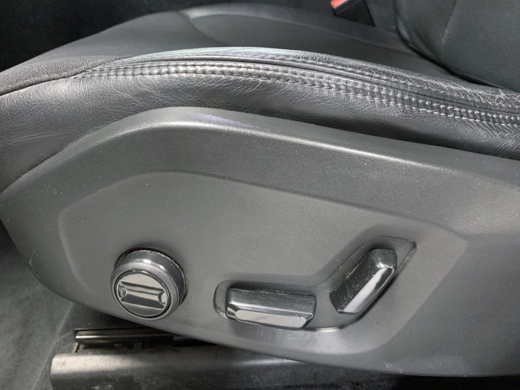 VOLVO XC60 D4 Momentum - 21