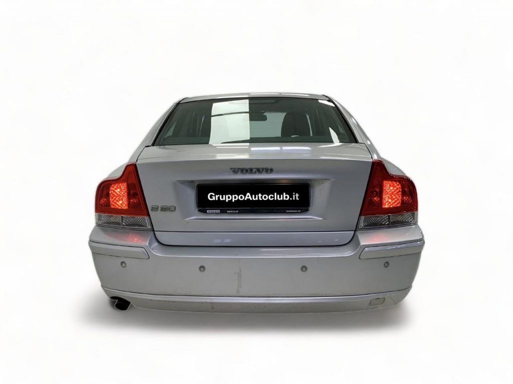 VOLVO S60 2.4 D Style - 4