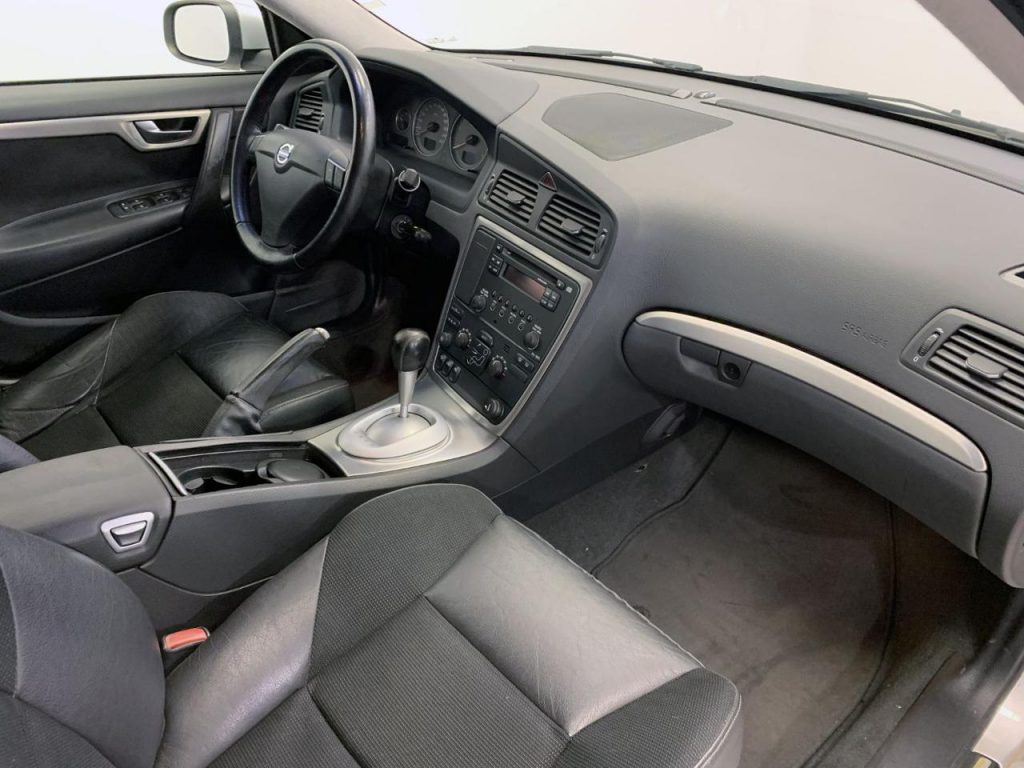 VOLVO S60 2.4 D Style - 7