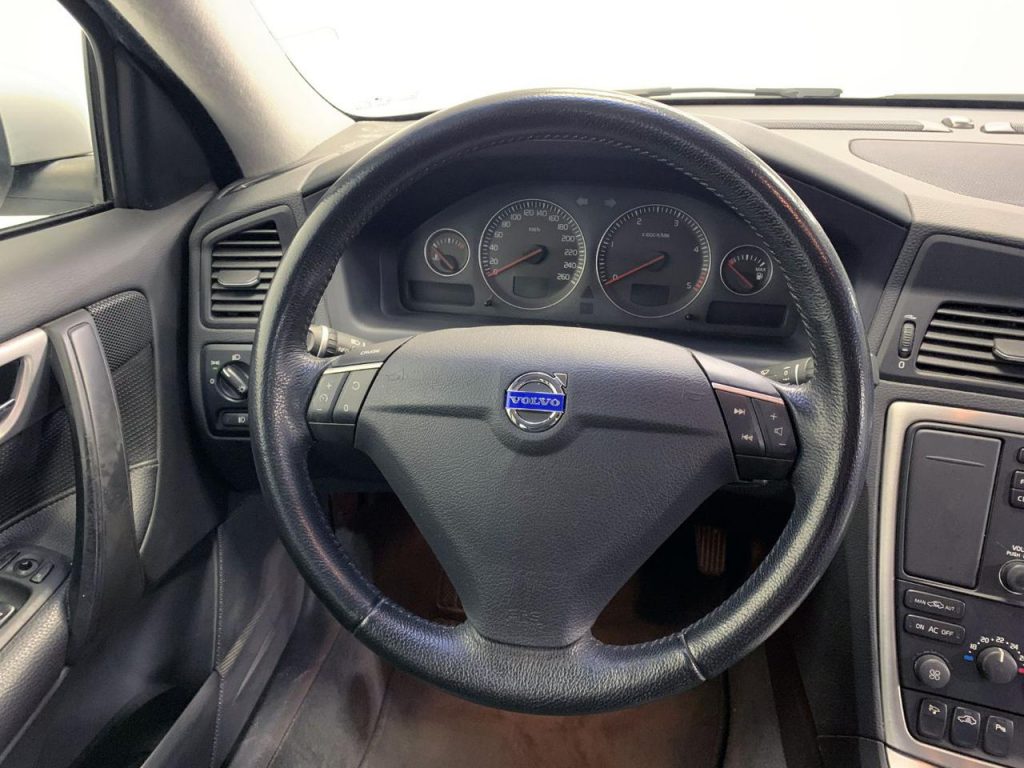 VOLVO S60 2.4 D Style - 9