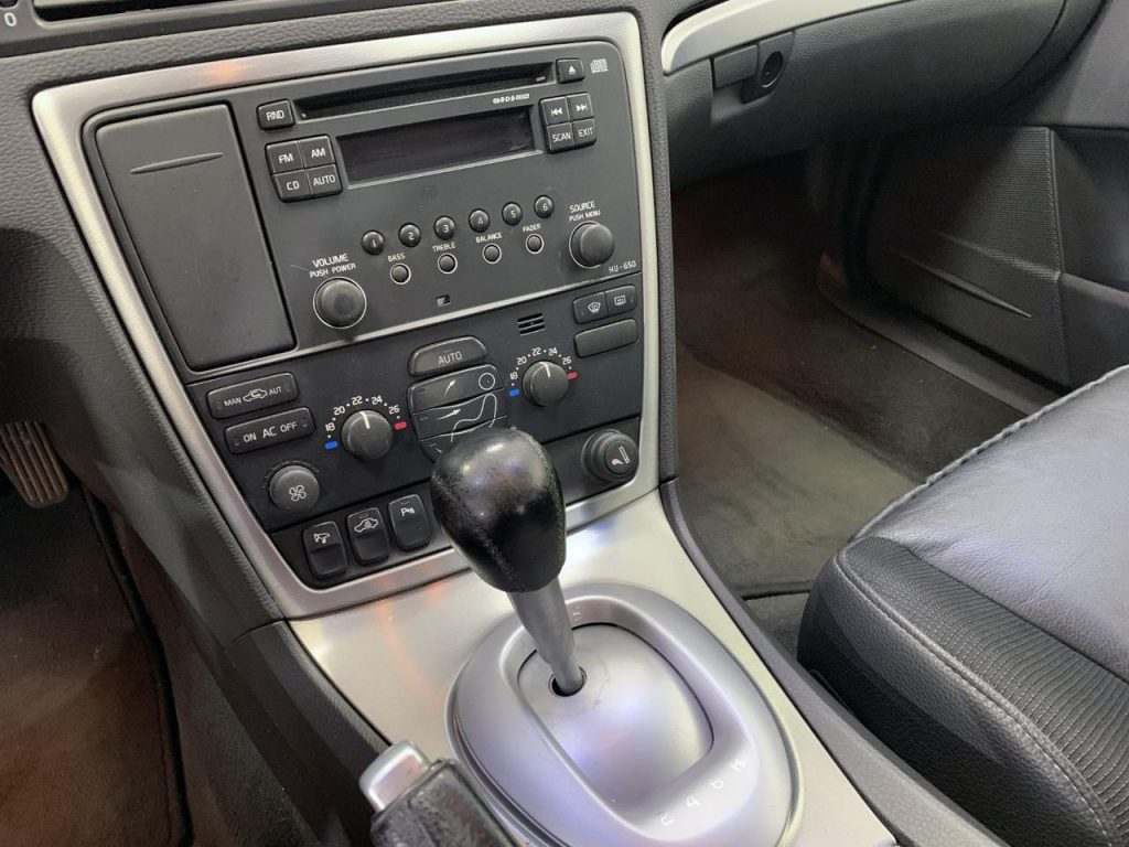 VOLVO S60 2.4 D Style - 11