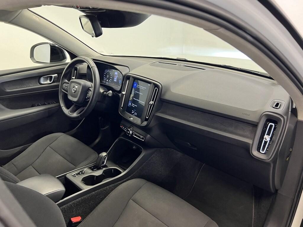 VOLVO XC40 T3 Geartronic - 10
