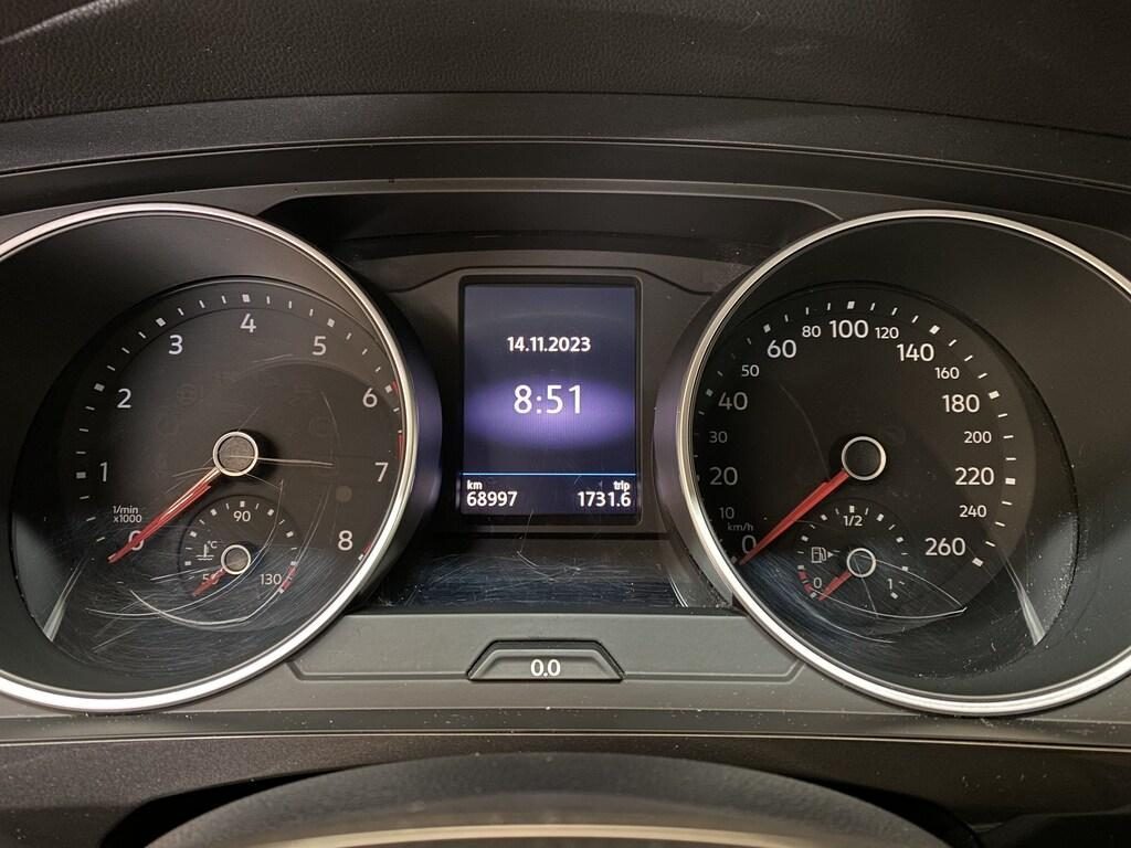 VOLKSWAGEN Tiguan TSI Business - 14