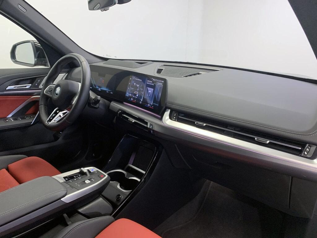 BMW iX1 xDrive30 Msport - 10