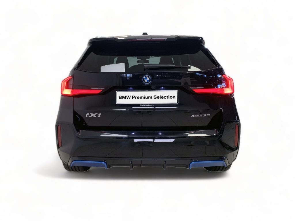 BMW iX1 xDrive30 Msport - 16