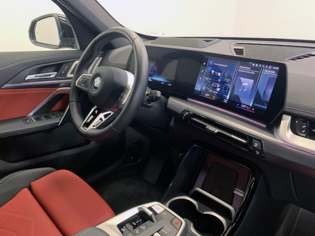 BMW iX1 xDrive30 Msport - 27
