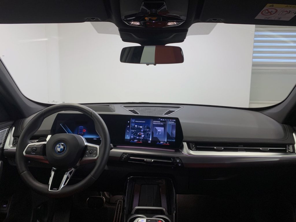 BMW iX1 xDrive30 Msport - 32