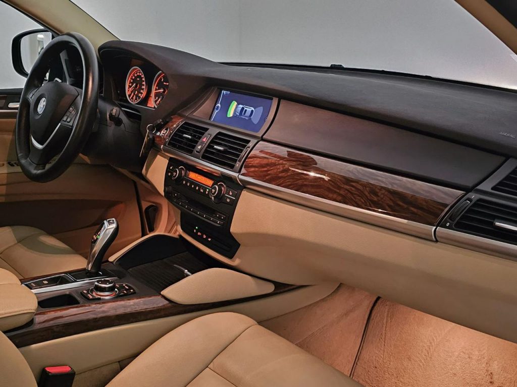 BMW X6 xDrive30d Futura - 11