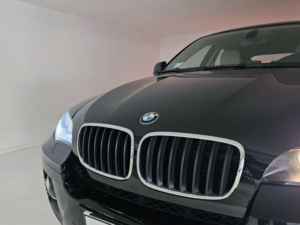 BMW X6 xDrive30d Futura - 17