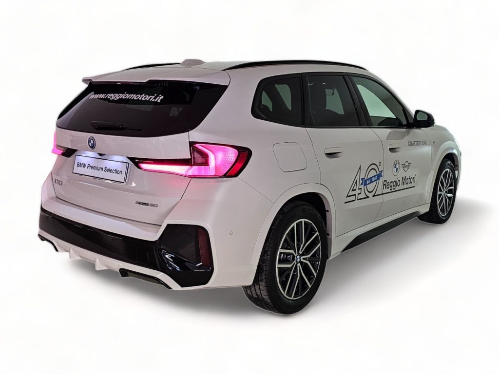 BMW iX1 xDrive30 Msport - 6