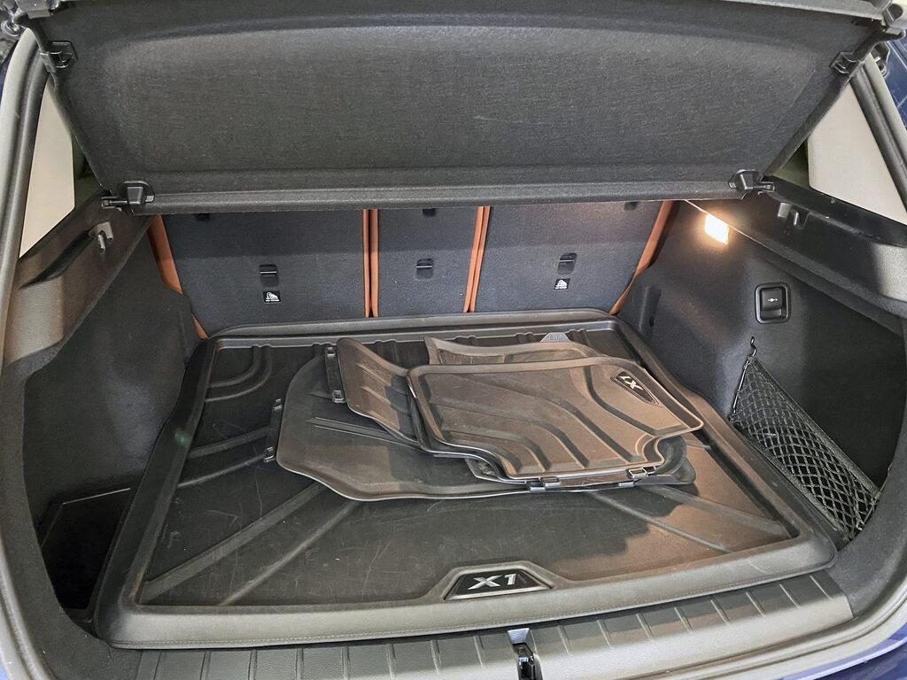BMW X1 sDrive18d Advantage - 13