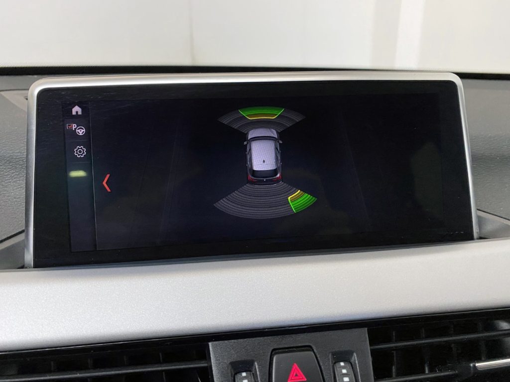 BMW X1 sDrive18d Advantage - 24