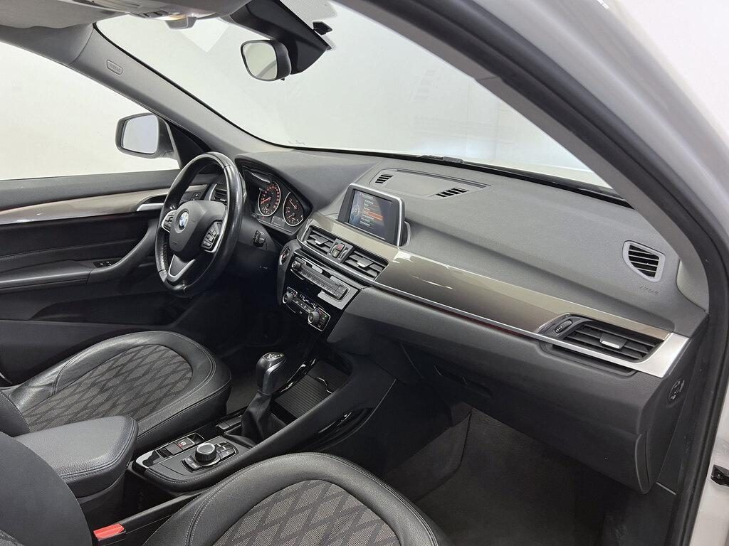BMW X1 sDrive18d xLine - 10