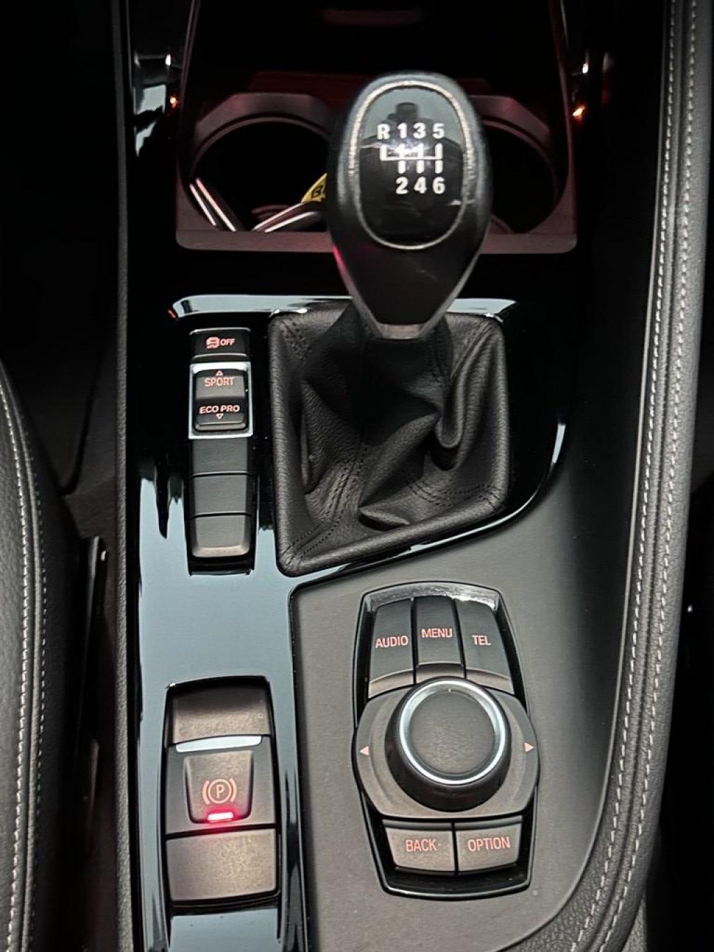 BMW X1 sDrive18d xLine - 11