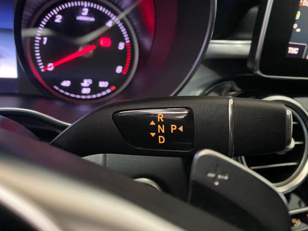 MERCEDES-BENZ C 220 d S.W. Auto Premium - 19