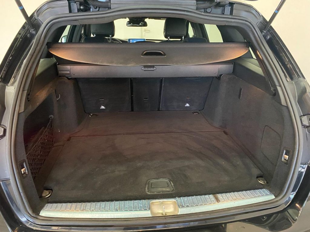 MERCEDES-BENZ C 220 d S.W. Auto Premium - 21