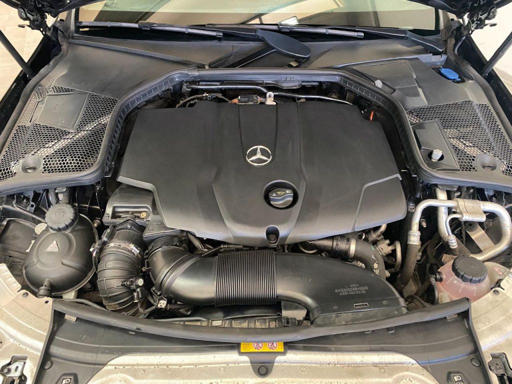 MERCEDES-BENZ C 220 d S.W. Auto Premium - 31