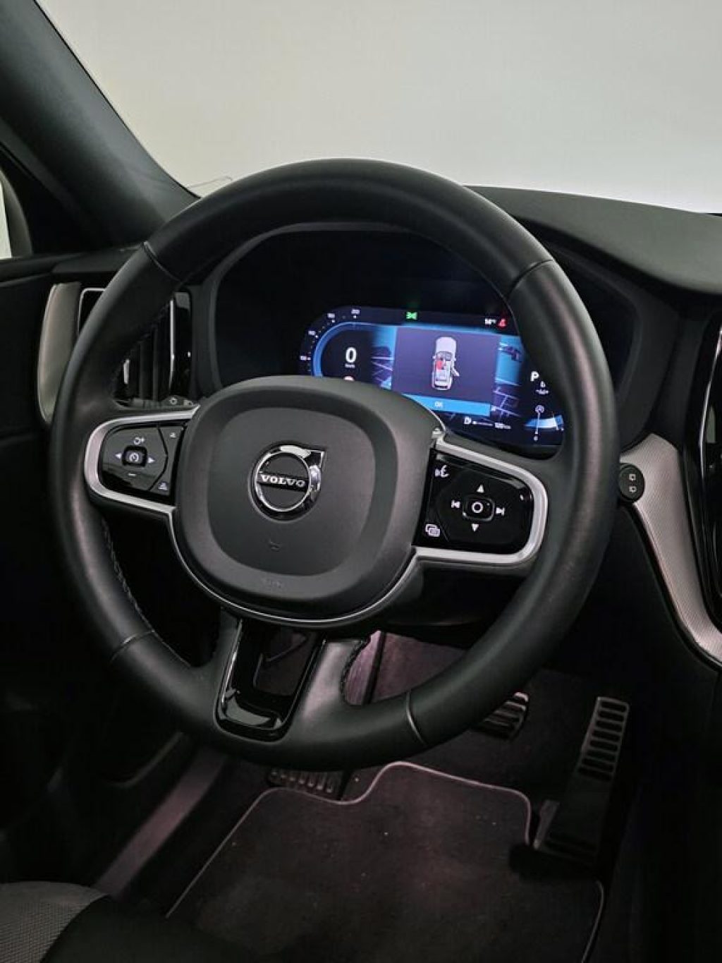 VOLVO XC60 B4 (d) automatico Plus Dark - 7
