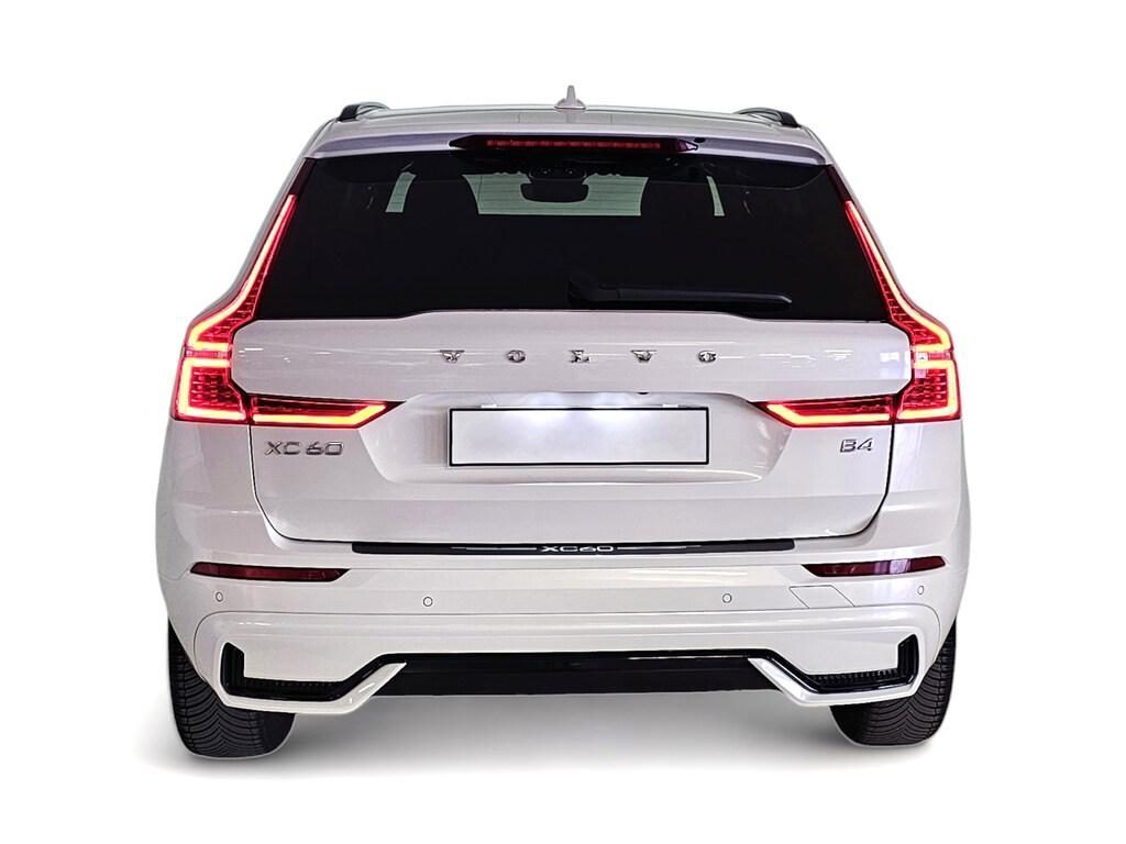 VOLVO XC60 B4 (d) automatico Plus Dark - 3