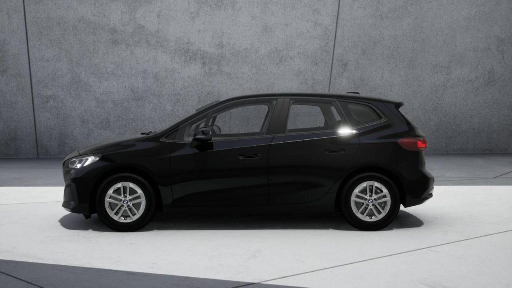 BMW 216 i Active Tourer - 4