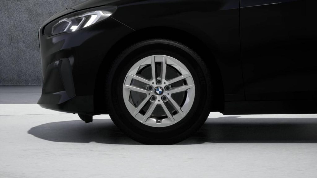 BMW 216 i Active Tourer - 8