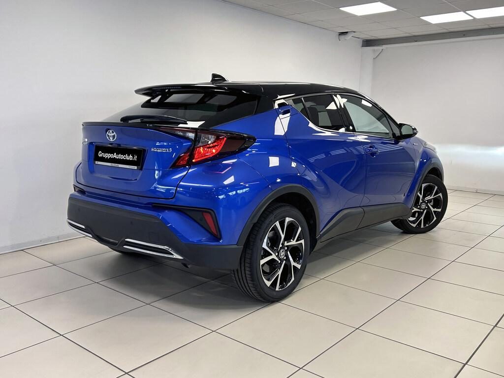 TOYOTA C-HR More Business e-cvt - 2