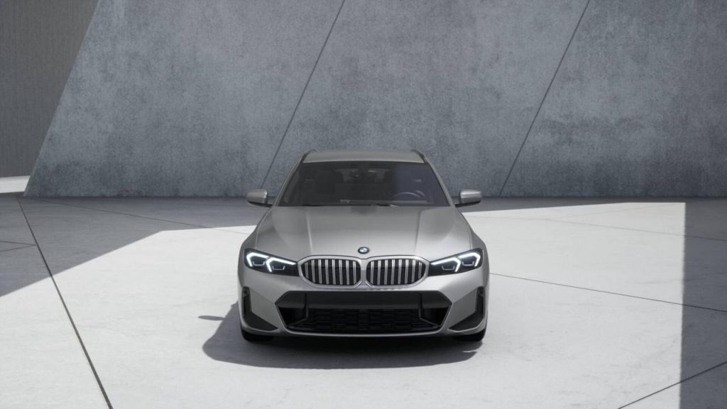 BMW 318 d 48V Touring Msport - 3